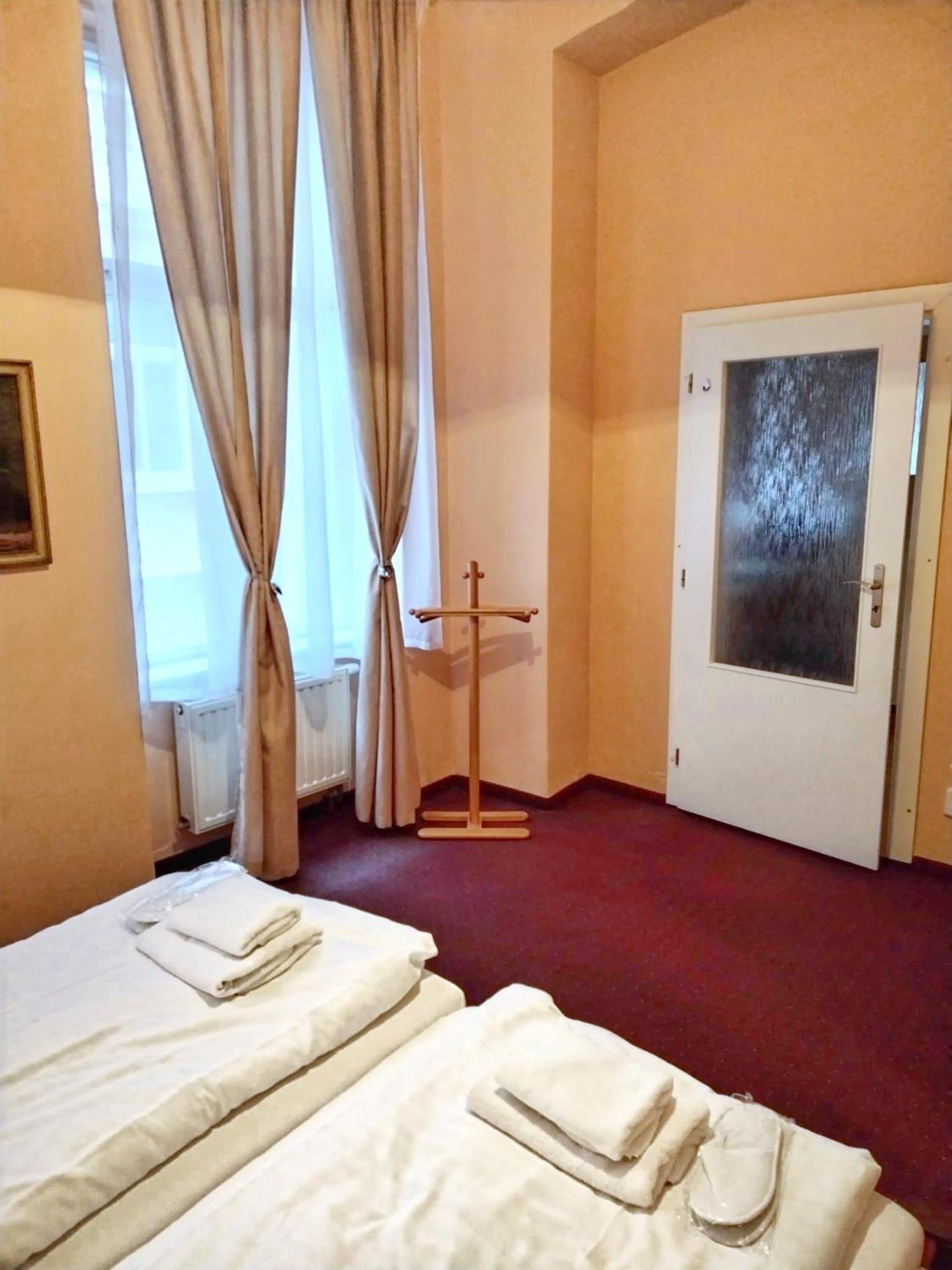 Апартаменти Delux Kolonada Карлові Вари Екстер'єр фото
